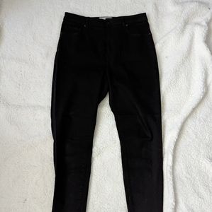 Everlane Curvy High Rise Skinny Jeans in Black
